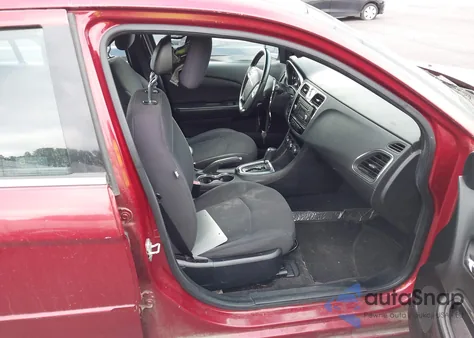 2013 Chrysler 200 Touring z USA, uszkodzony, nr VIN 1C3CCBBB7DN732914